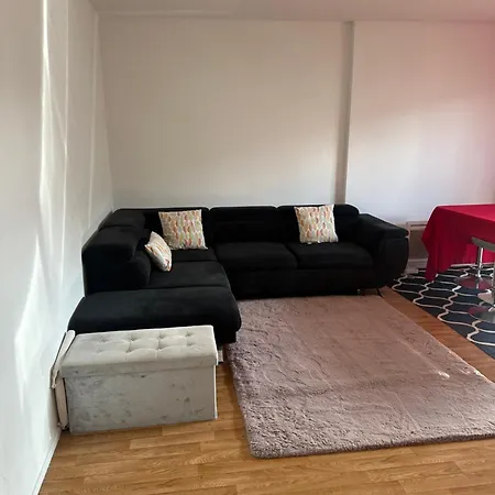 Le Petit Cocoon * Puteaux